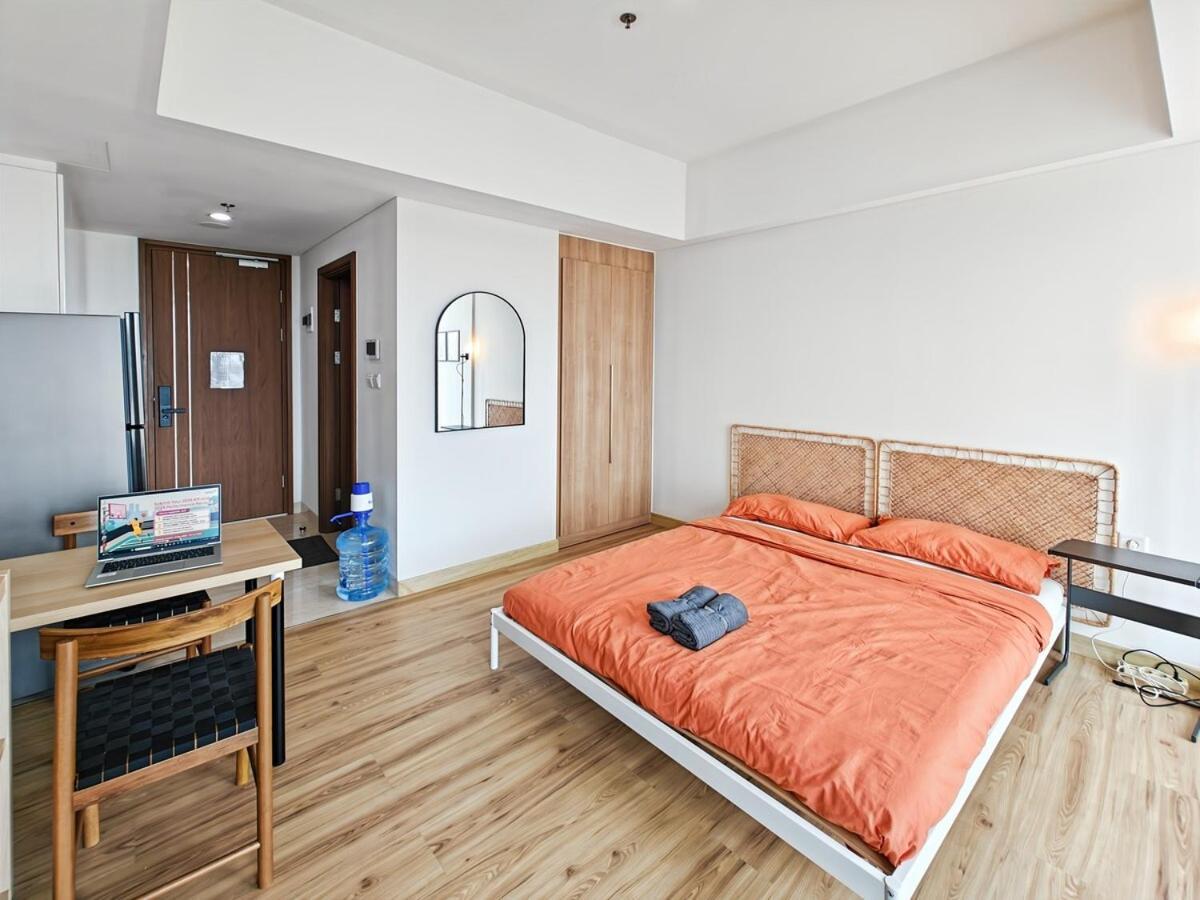 Newly South Gate With Pool, Gym Netflix By 2ndhome Apartemen *